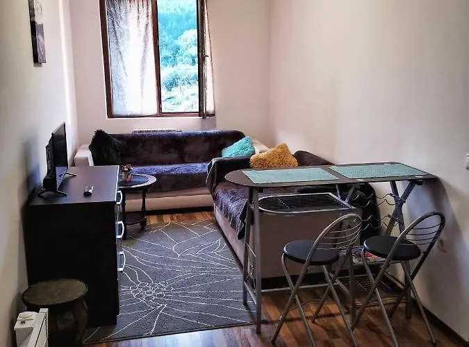 Apartment Double Near Lift -